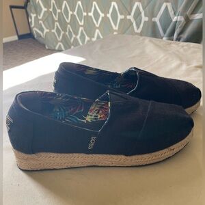 Bob’s Black Slip-On Canvas Espadrilles